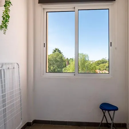 Διαμέρισμα Bright 1bdr Flat In By Lovelystay *