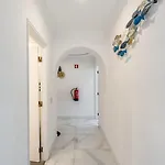 Bright 1bdr Flat In By Lovelystay