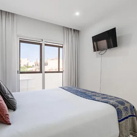 Bright 1bdr Flat In By Lovelystay *